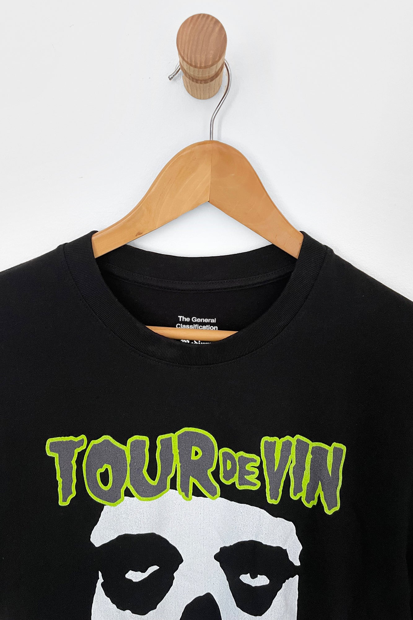 Tour de Vin Souvenir Premium T-Shirt 2025